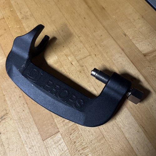 Universal prop puller for - puller,